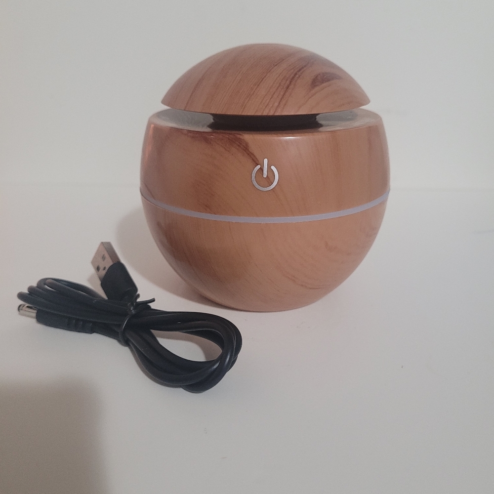 Wood Grain USB Humidifier - Picture 2 of 7